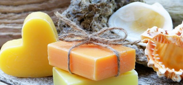 Comment se laver les cheveux avec un shampoing solide ?